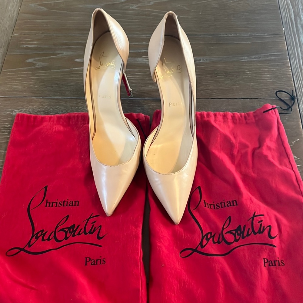 Christian Louboutin Pigalle heels size 39.5